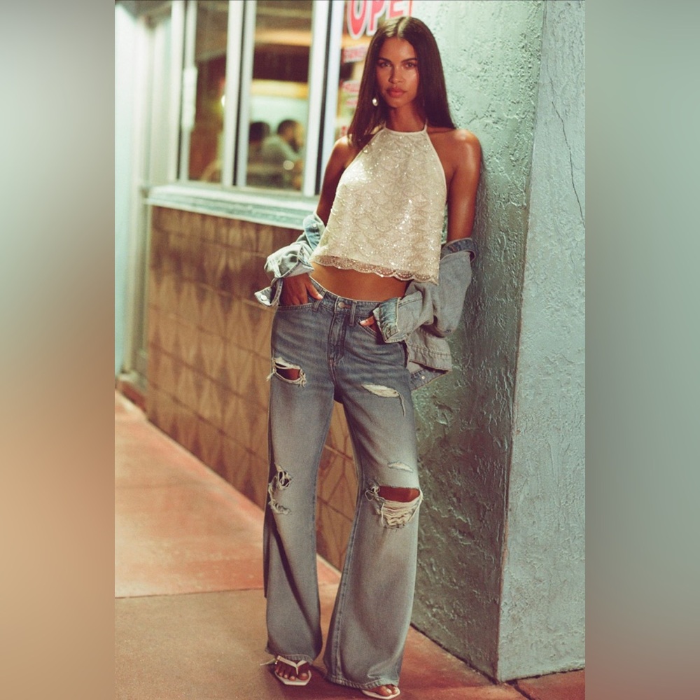 NWT Pilcro Mid-Size Relaxed Slim Destressed Jeans